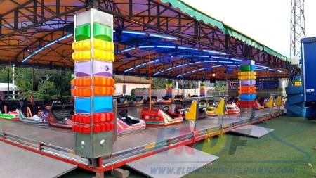 Pista de autos de choque grande