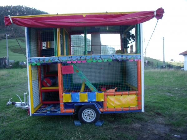Vendo o cambio casita de bolas en remolque