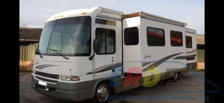 Autocaravana motorhome con salon extraible