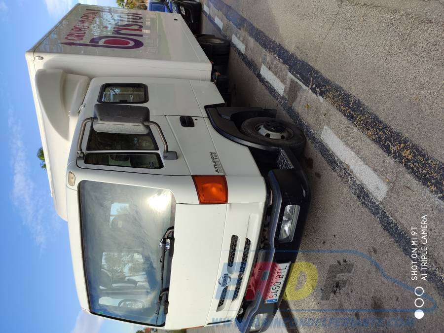 Camión nissan atleon - foto 1